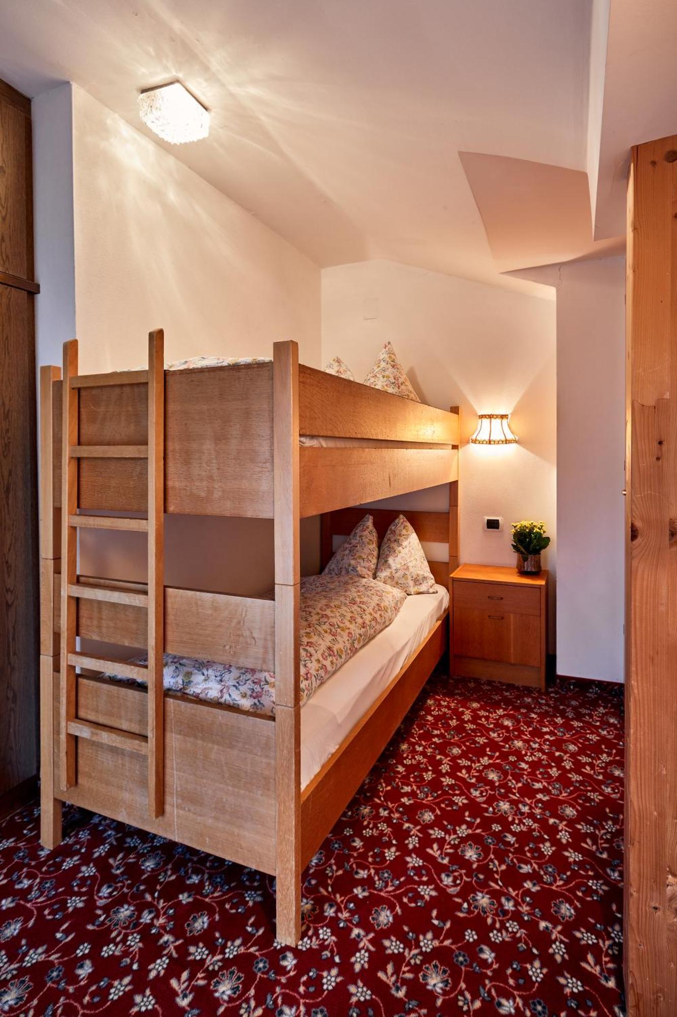 Ferienpension Zummuellerhof Natz-Schabs Номер фото